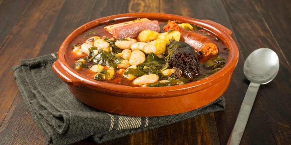 Cocido montañés